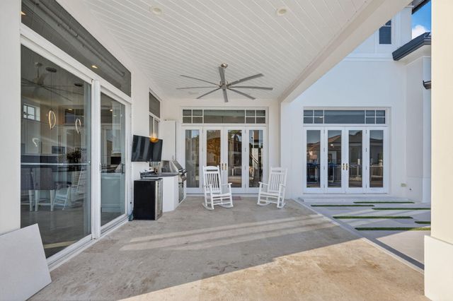 724 NE 36th Street, Boca Raton, FL 33431