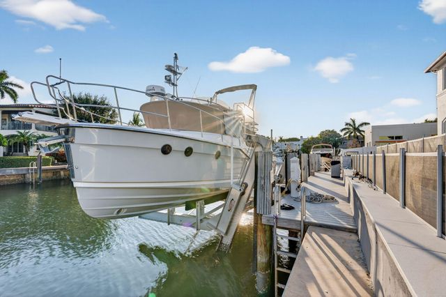 724 NE 36th Street, Boca Raton, FL 33431