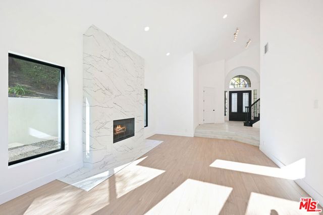 5566 Spring Hill Court, Westlake Village, CA 91362