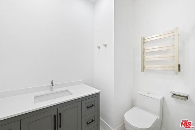 5566 Spring Hill Court, Westlake Village, CA 91362