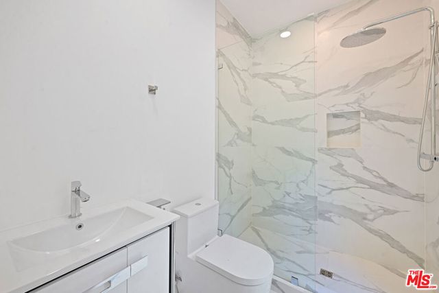 5566 Spring Hill Court, Westlake Village, CA 91362