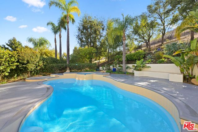 5566 Spring Hill Court, Westlake Village, CA 91362