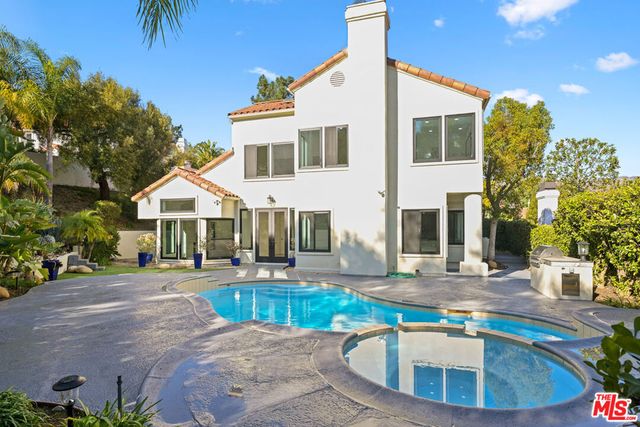 5566 Spring Hill Court, Westlake Village, CA 91362