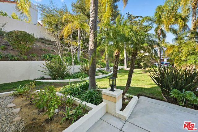 5566 Spring Hill Court, Westlake Village, CA 91362