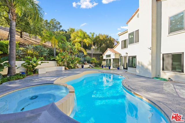 5566 Spring Hill Court, Westlake Village, CA 91362