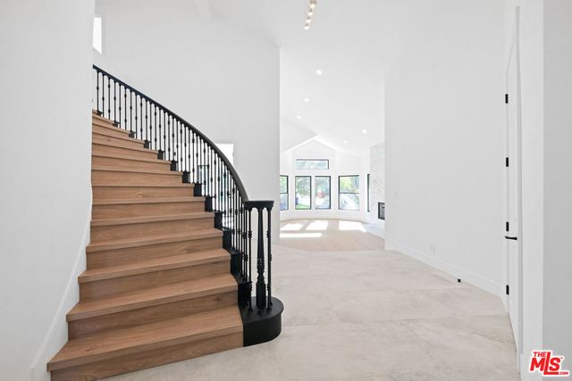 5566 Spring Hill Court, Westlake Village, CA 91362