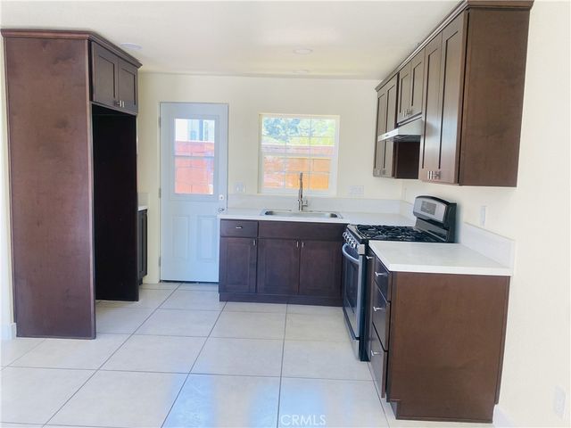 2558 W Lullaby Lane STUDIO, Anaheim, CA 92804