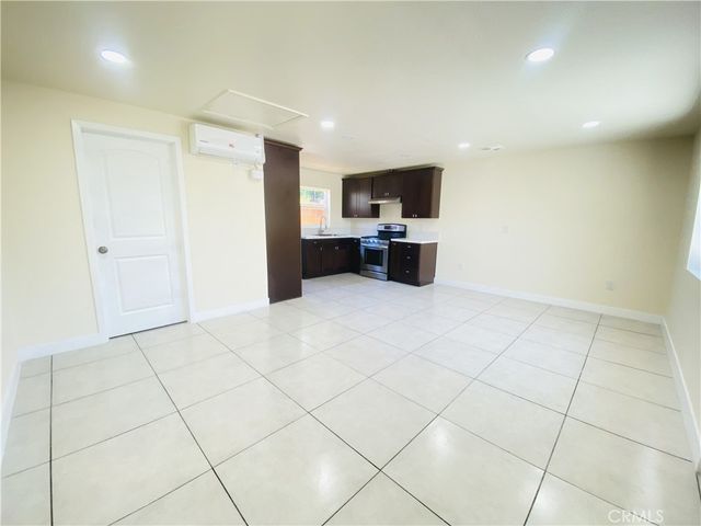 2558 W Lullaby Lane STUDIO, Anaheim, CA 92804