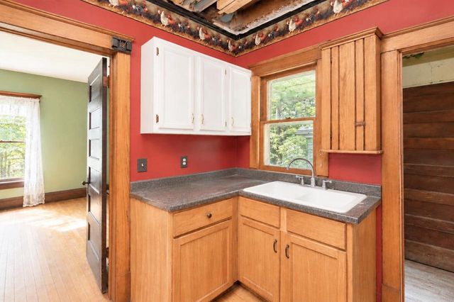 925 Portland Avenue, Beloit, WI 53511