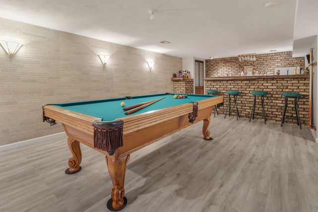 132 E Gladys Avenue, Elmhurst, IL 60126