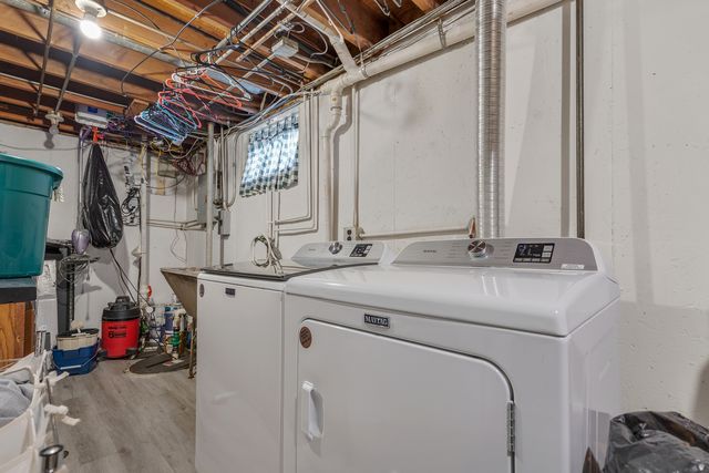 132 E Gladys Avenue, Elmhurst, IL 60126