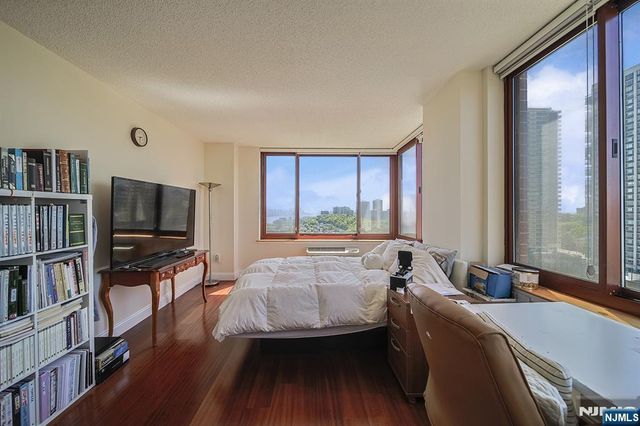 100 Old Palisade Road 2310, Fort Lee, NJ 07024