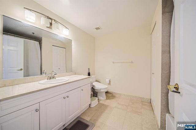 100 Old Palisade Road 2310, Fort Lee, NJ 07024