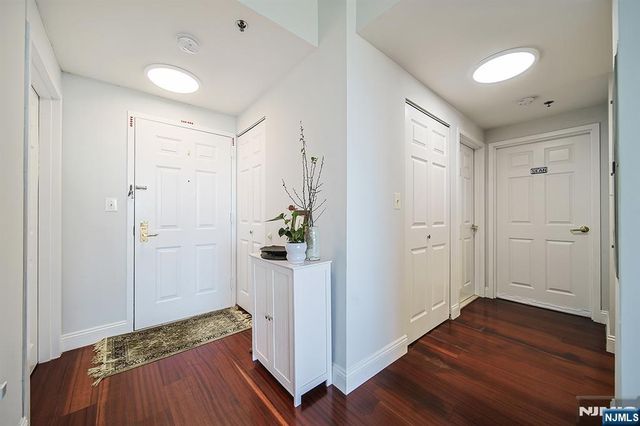 100 Old Palisade Road 2310, Fort Lee, NJ 07024