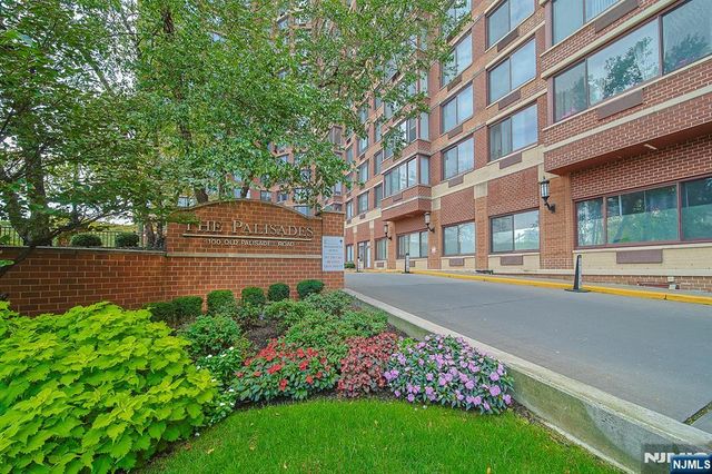 100 Old Palisade Road 2310, Fort Lee, NJ 07024