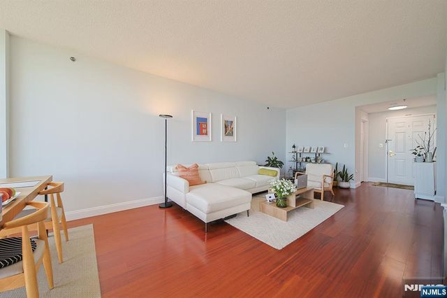 100 Old Palisade Road 2310, Fort Lee, NJ 07024