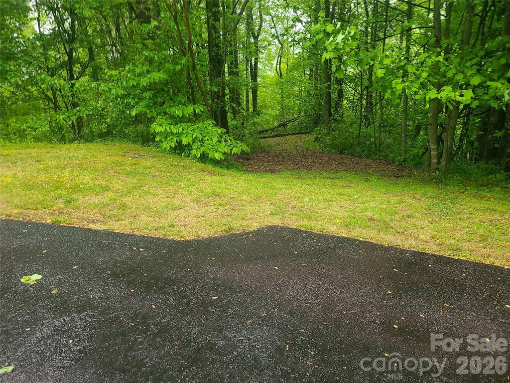 7 Covecrest Drive 7, Maggie Valley, NC 28751