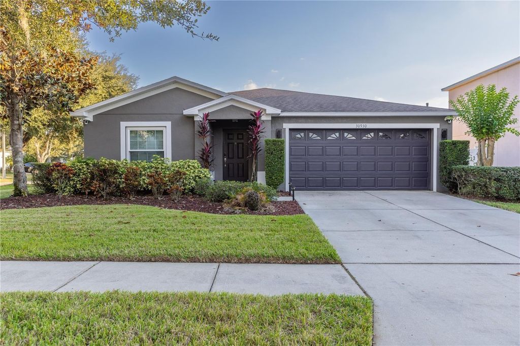 Image 3 of property listing at 30930 TEMPLE STAND AVENUE, Wesley Chapel, FL 33543