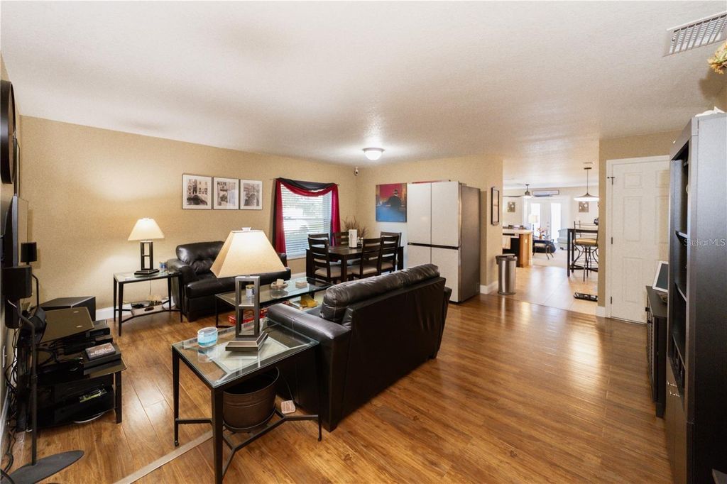 Image 7 of property listing at 30930 TEMPLE STAND AVENUE, Wesley Chapel, FL 33543