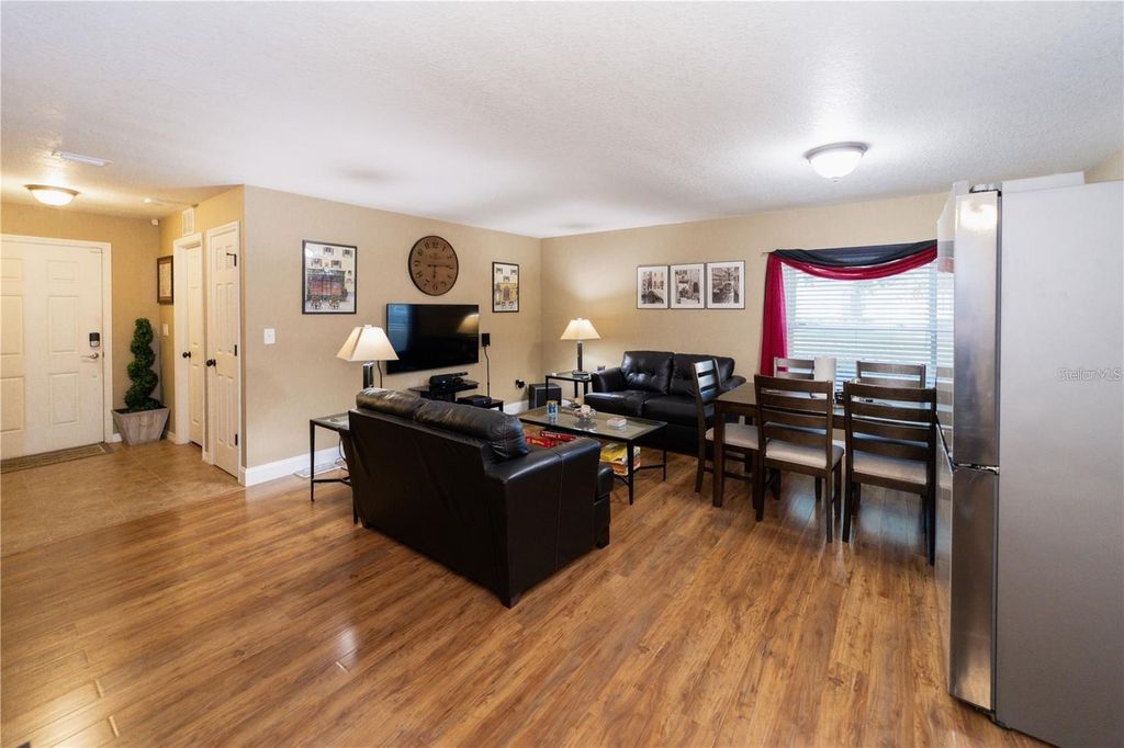 Image 9 of property listing at 30930 TEMPLE STAND AVENUE, Wesley Chapel, FL 33543