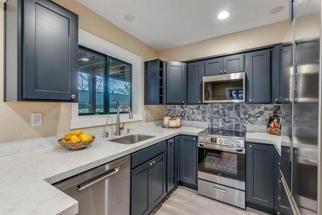 323 Broadway A1, Santa Cruz, CA 95060