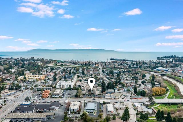 323 Broadway A1, Santa Cruz, CA 95060