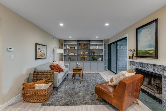 323 Broadway A1, Santa Cruz, CA 95060