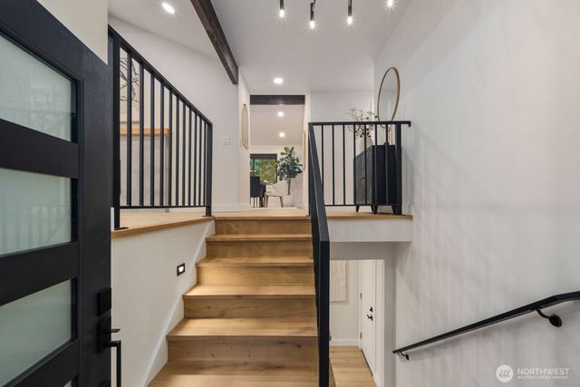 18011 NE 196th Street, Woodinville, WA 98077