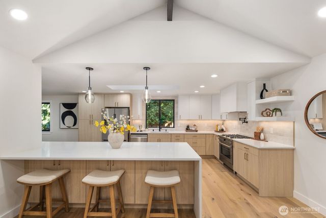 18011 NE 196th Street, Woodinville, WA 98077