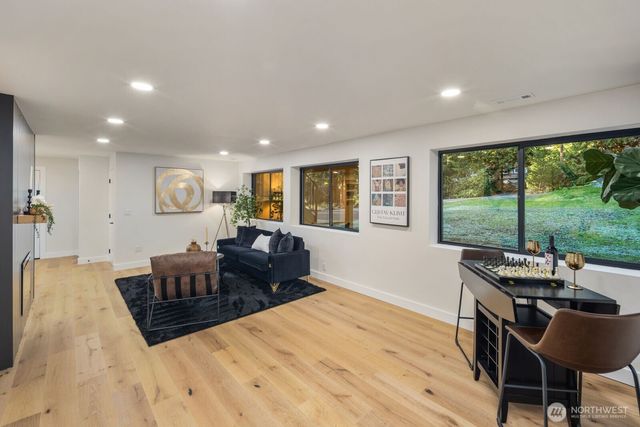 18011 NE 196th Street, Woodinville, WA 98077