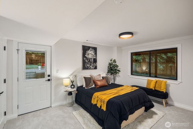 18011 NE 196th Street, Woodinville, WA 98077