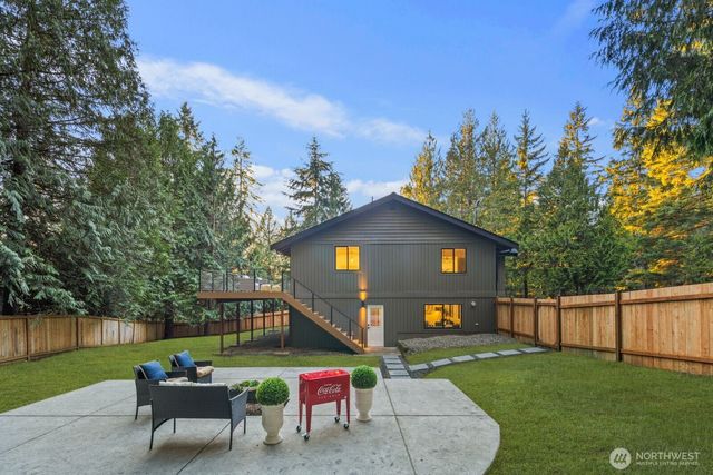 18011 NE 196th Street, Woodinville, WA 98077