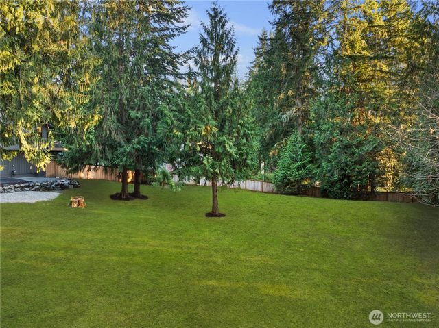 18011 NE 196th Street, Woodinville, WA 98077