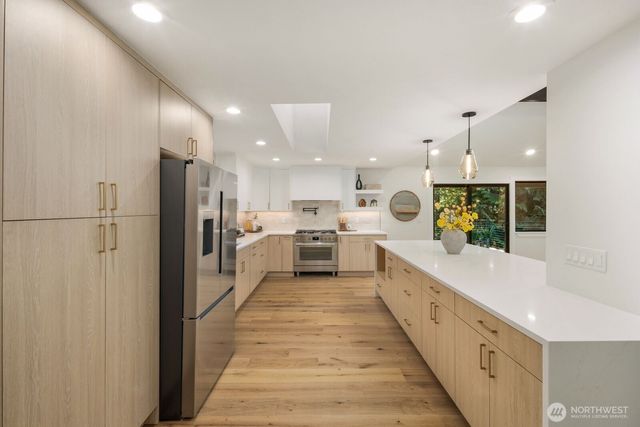 18011 NE 196th Street, Woodinville, WA 98077