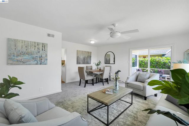 30683 Vanderbilt St, Hayward, CA 94544