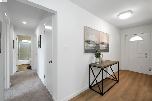 30683 Vanderbilt St, Hayward, CA 94544