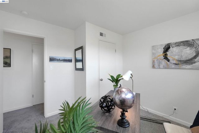 30683 Vanderbilt St, Hayward, CA 94544