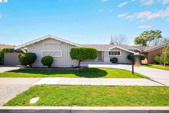 30683 Vanderbilt St, Hayward, CA 94544