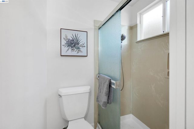 30683 Vanderbilt St, Hayward, CA 94544