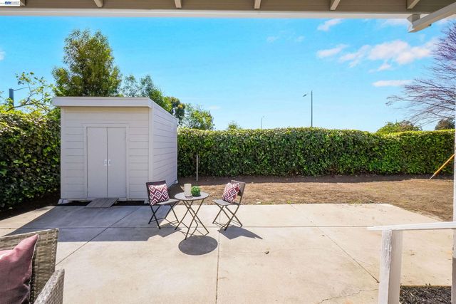 30683 Vanderbilt St, Hayward, CA 94544