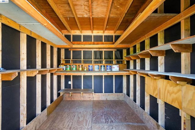 30683 Vanderbilt St, Hayward, CA 94544