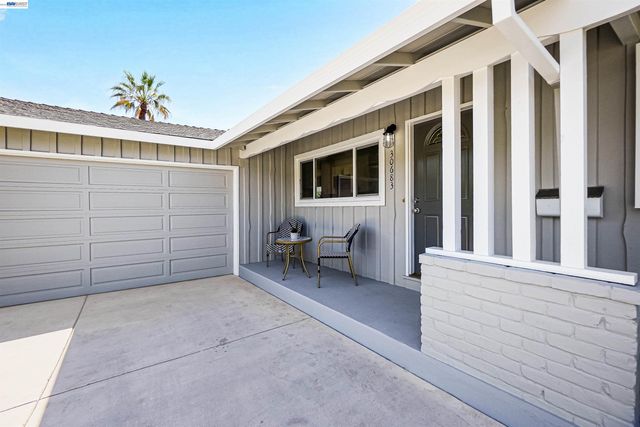 30683 Vanderbilt St, Hayward, CA 94544