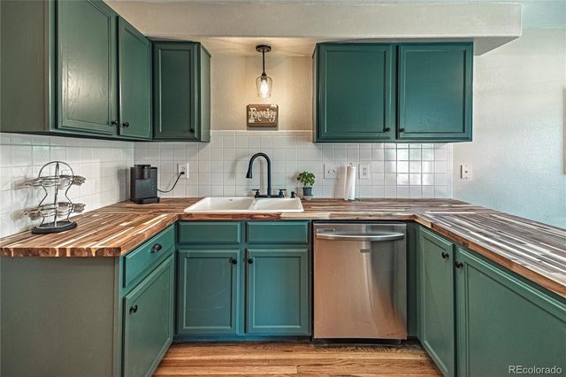 850 S Overland Trail 2, Fort Collins, CO 80521