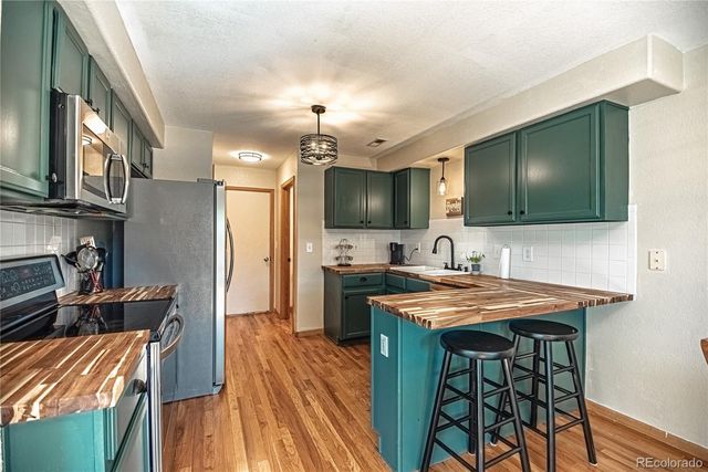 850 S Overland Trail 2, Fort Collins, CO 80521