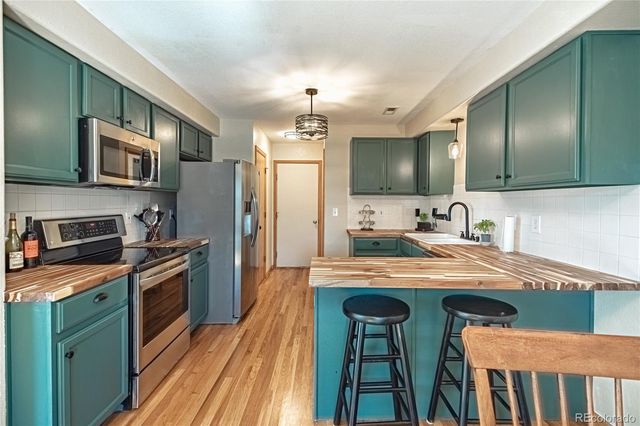850 S Overland Trail 2, Fort Collins, CO 80521