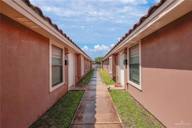 303 S Ridge Lane, San Juan, TX 78589