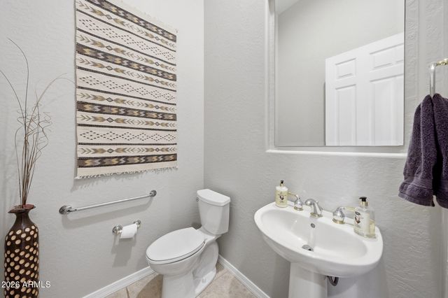 2223 W HAZELHURST Court, Anthem, AZ 85086