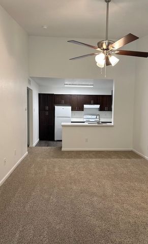 12735 Whittington Drive 05-075, Houston, TX 77077