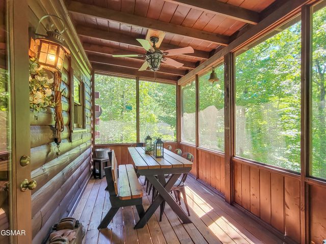 4723 Riversong Ridge Way, Sevierville, TN 37876