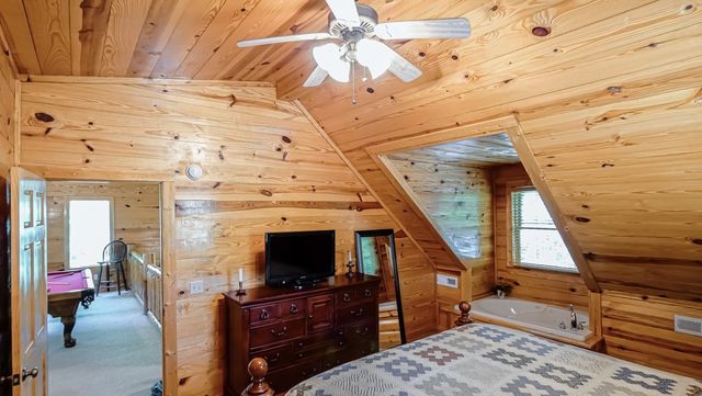4723 Riversong Ridge Way, Sevierville, TN 37876